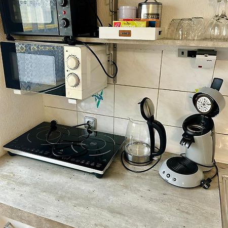Easystay#1 Cozy Studio In Kliniknaehe, Mit Netflix,Kueche & Bad บาดเอินเฮาเซน ภายนอก รูปภาพ