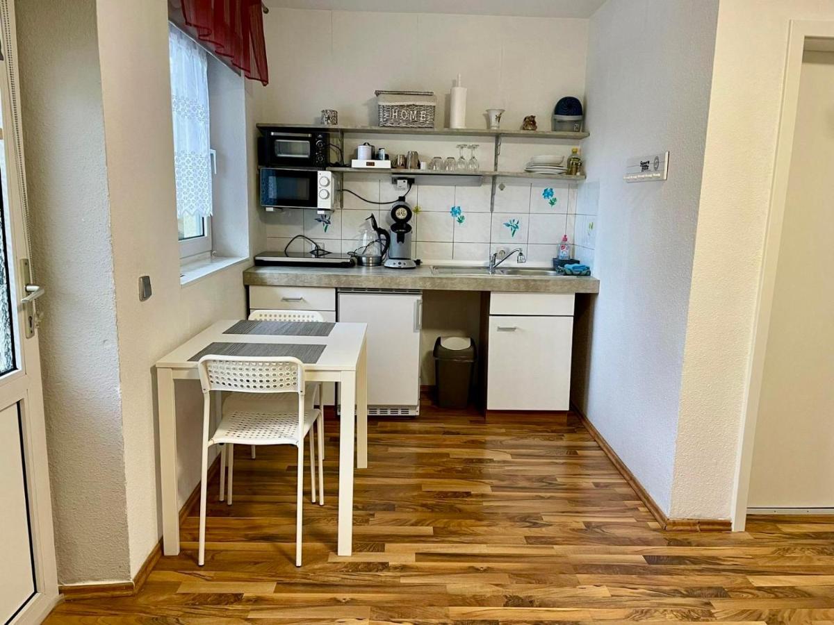 Easystay#1 Cozy Studio In Kliniknaehe, Mit Netflix,Kueche & Bad บาดเอินเฮาเซน ภายนอก รูปภาพ