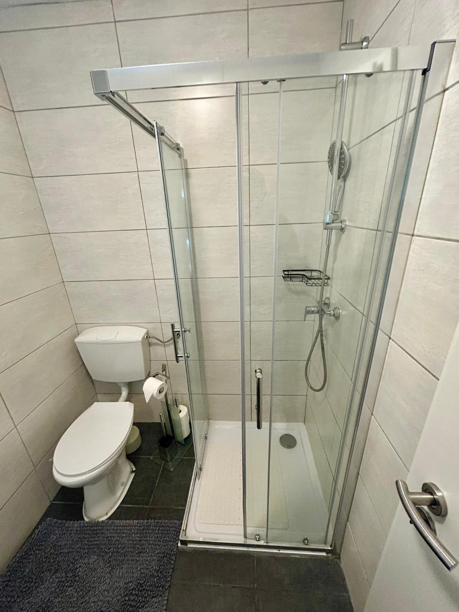 Easystay#1 Cozy Studio In Kliniknaehe, Mit Netflix,Kueche & Bad บาดเอินเฮาเซน ภายนอก รูปภาพ